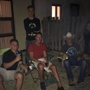 Meet your Posher, Zac